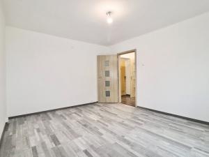 Pronájem bytu 1+1, Teplice, Ruská, 30 m2