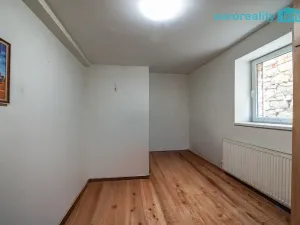 Prodej rodinného domu, Úherce, Náves, 254 m2