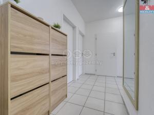 Prodej bytu 3+kk, Vochov, 68 m2