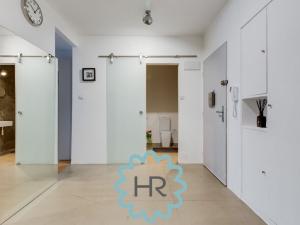 Prodej bytu 2+kk, Praha - Holešovice, U smaltovny, 73 m2