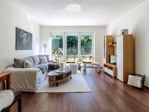 Prodej bytu 2+kk, Praha - Horní Měcholupy, Mantovská, 51 m2