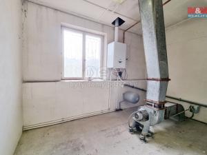 Pronájem výrobních prostor, Karlovy Vary - Doubí, Studentská, 1200 m2