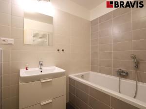 Pronájem bytu 1+kk, Brno, Kamínky, 44 m2