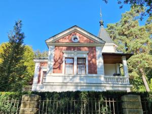 Prodej rodinného domu, Praha - Hodkovičky, V lučinách, 407 m2