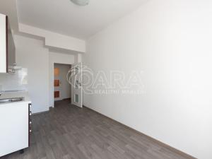 Pronájem bytu 2+kk, Praha - Vršovice, Pod Rapidem, 35 m2