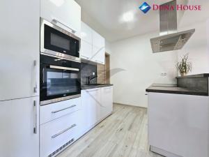 Prodej bytu 3+kk, Praha - Strašnice, Černokostelecká, 62 m2