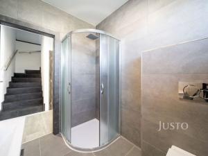 Prodej bytu 5+kk, Třeboň - Třeboň II, Kubičkova, 232 m2