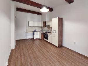 Pronájem bytu 4+kk, Praha - Malá Strana, Plaská, 96 m2