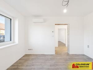 Prodej rodinného domu, Hevlín, 132 m2