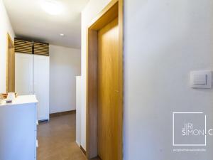 Prodej bytu 2+kk, Hostivice, Ječná, 48 m2