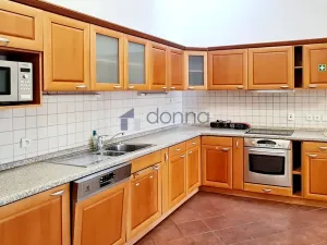 Pronájem kanceláře, Praha - Staré Město, Na příkopě, 203 m2