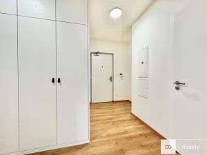 Pronájem bytu 2+kk, Praha - Modřany, Zlochova, 65 m2