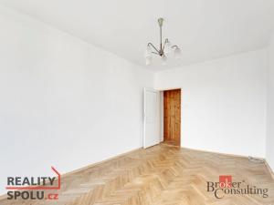 Pronájem bytu 2+kk, Hradec Králové - Slezské Předměstí, třída SNP, 46 m2