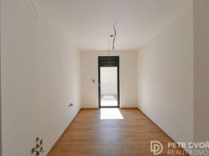 Prodej rodinného domu, Praha - Pitkovice, Žampiónová, 184 m2