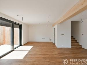 Prodej rodinného domu, Praha - Pitkovice, Žampiónová, 134 m2