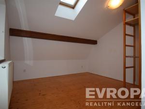 Pronájem rodinného domu, Kolín - Kolín I, Karoliny Světlé, 44 m2