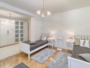 Pronájem bytu 4+kk, Praha - Liboc, Pelikánova, 220 m2