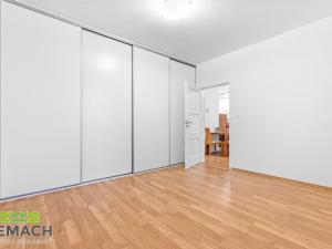 Pronájem bytu 2+kk, Uherské Hradiště - Sady, Jabloňová, 60 m2