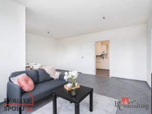 Prodej bytu 2+kk, Praha - Hostavice, Písčitá, 46 m2