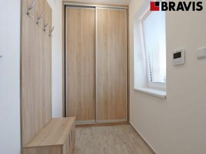 Pronájem bytu 1+kk, Tvarožná, 30 m2