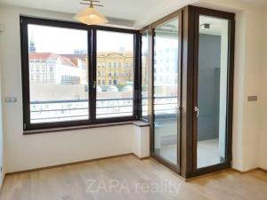 Pronájem bytu 1+kk, Praha - Vysočany, Bassova, 31 m2