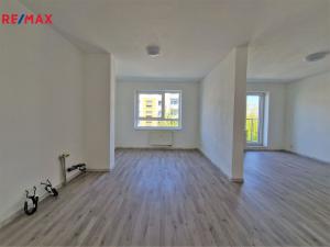 Prodej bytu 3+kk, Milovice - Mladá, Spojovací, 71 m2