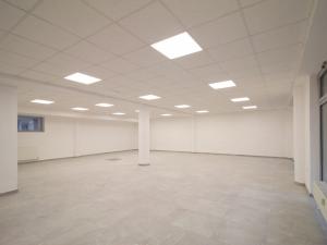 Pronájem obchodního prostoru, Chodov, náměstí ČSM, 180 m2