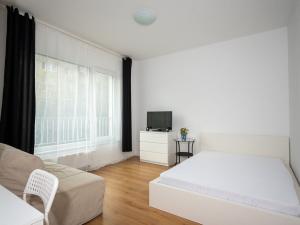 Pronájem bytu 1+kk, Praha - Hlubočepy, Silurská, 42 m2