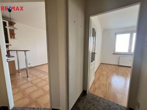 Pronájem bytu 2+kk, Praha - Krč, Štúrova, 40 m2