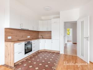 Pronájem bytu 3+kk, Praha - Motol, Jeřabinová, 74 m2