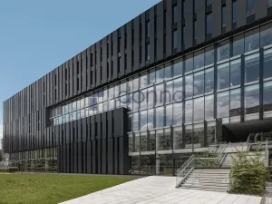 Pronájem kanceláře, Praha - Vokovice, Evropská, 2857 m2