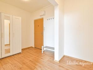 Pronájem bytu 2+kk, Brno - Židenice, Bořetická, 40 m2