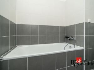 Pronájem bytu 2+kk, Kladno - Kročehlavy, Jaroslava Holečka, 47 m2