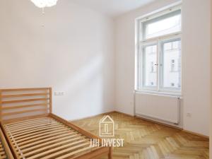 Pronájem bytu 3+kk, Praha - Nové Město, Ve Smečkách, 71 m2