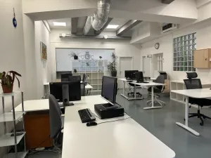 Pronájem kanceláře, Praha - Karlín, Křižíkova, 72 m2