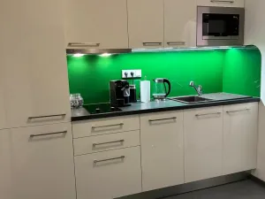 Pronájem kanceláře, Praha - Karlín, Křižíkova, 72 m2