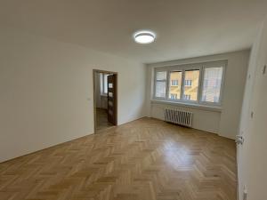 Prodej bytu 3+kk, Praha - Libeň, U svobodárny, 56 m2