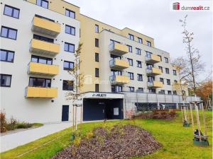 Pronájem bytu 2+kk, Praha - Kbely, Sedlářova, 54 m2