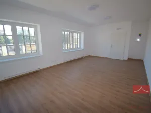 Pronájem komerční nemovitosti, Humpolec, Na Závodí, 496 m2