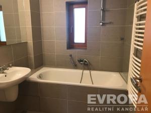 Pronájem bytu 3+kk, Kutná Hora - Kutná Hora-Vnitřní Město, Komenského náměstí, 57 m2