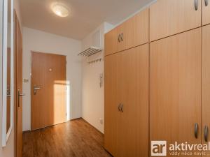 Pronájem bytu 2+kk, Praha - Braník, Novodvorská, 48 m2