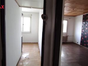 Prodej bytu 1+1, Rotava, Sídliště, 37 m2