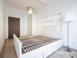 Pronájem bytu 2+kk, Praha - Letňany, Nepomuckých, 61 m2