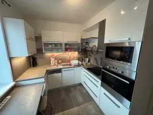 Prodej bytu 2+1, Brno - Líšeň, Molákova, 53 m2