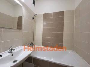 Pronájem bytu 2+1, Havířov - Město, Dlouhá třída, 52 m2