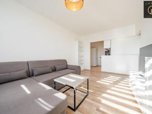 Pronájem bytu 2+kk, Kladno - Kročehlavy, Italská, 40 m2