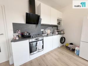 Prodej bytu 2+kk, Praha - Vysočany, Poděbradská, 50 m2