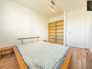 Pronájem bytu 2+kk, Kladno - Kročehlavy, Holandská, 40 m2