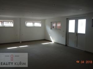 Pronájem garáže, Kuřim, 110 m2