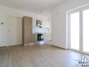 Prodej bytu 3+kk, Postilli,Itálie, 71 m2